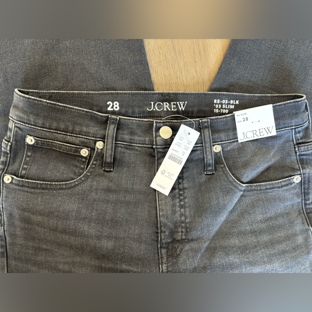 NWT J.Crew Black Wash Slim Fit Jeans – Size 28